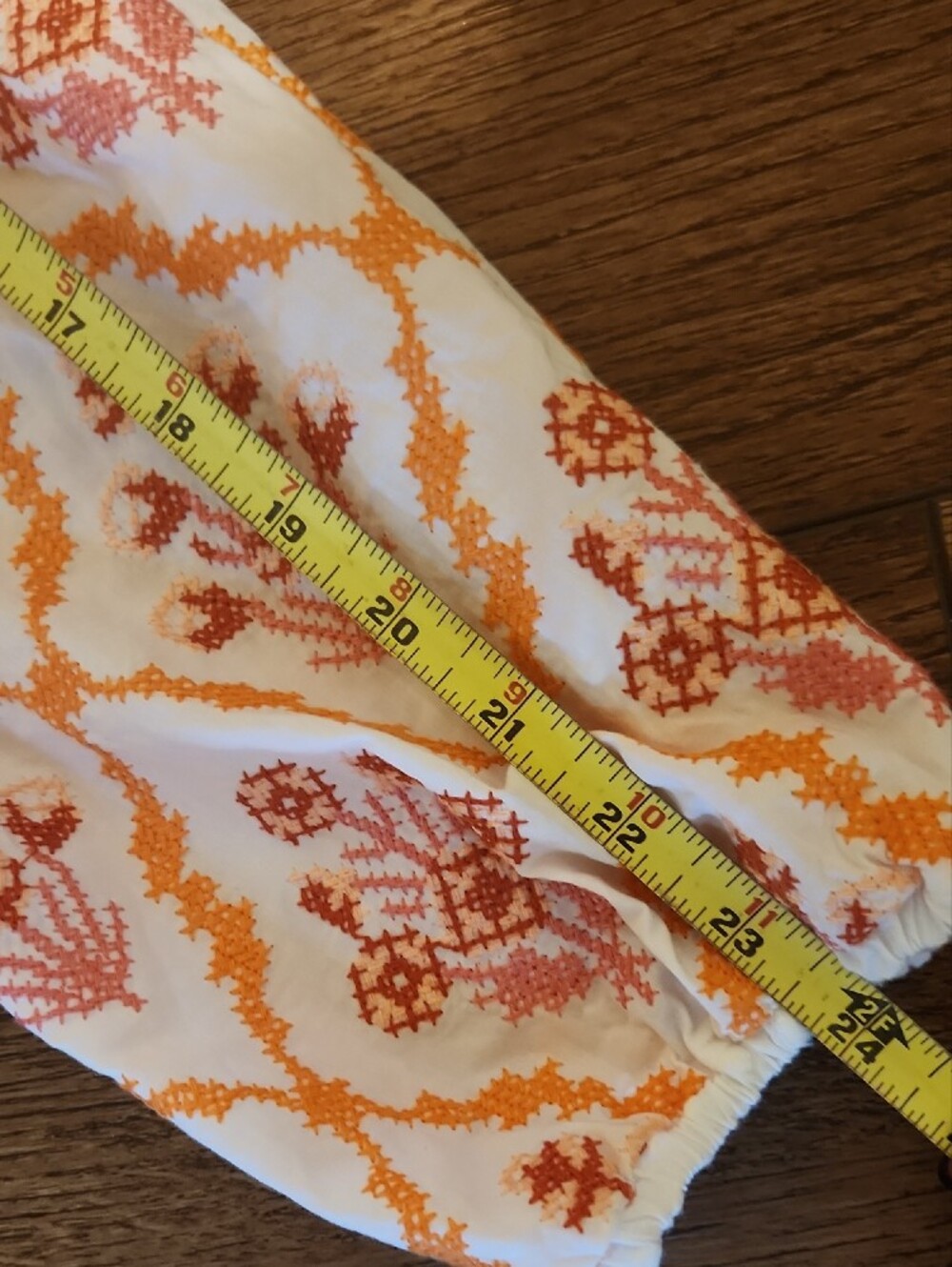 White Cropped Peasant Top with Pink And Orange Floral Print - Picture 10 of 11